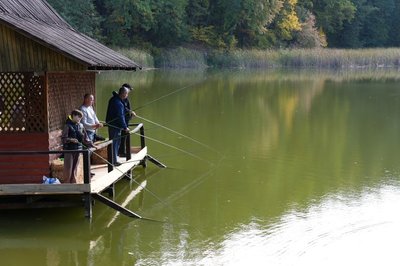 Для ветеранів Черкащини лісівники організували терапевтичну риболовлю Для ветеранів Черкащини лісівники організували терапевтичну риболовлю