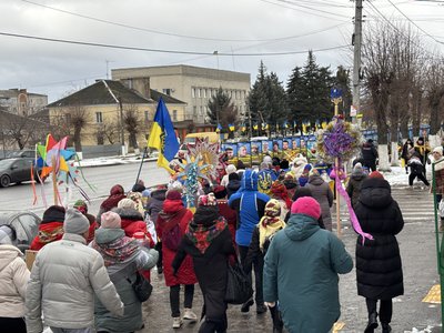 На Вінниччині відбулася різдвяна хода-коляда, присвячена захисникам України