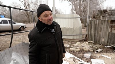 В Євминці на Чернігівщині фіксують наслідки атаки російського безпілотника: що розповідають місцеві В Євминці на Чернігівщині фіксують наслідки атаки російського безпілотника: що розповідають місцеві