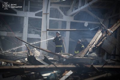 РФ обстріляла транспортну інфраструктуру Одещини: травмувалися люди РФ обстріляла транспортну інфраструктуру Одещини: травмувалися люди