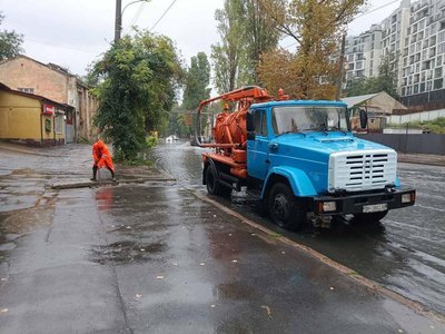 В Одесі за ранок випала півмісячна норма опадів В Одесі за ранок випала півмісячна норма опадів