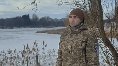 Курсант Військової академії врятував дев'ятирічного переселенця, який провалився під лід на Рівненщині Курсант Військової академії врятував дев'ятирічного переселенця, який провалився під лід на Рівненщині