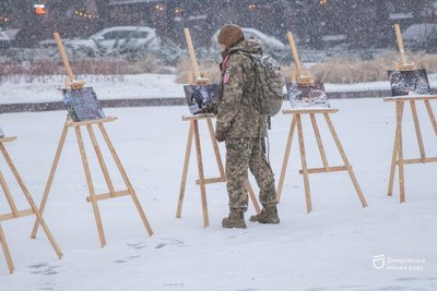 "Сто свічок пам'яті": у Дніпрі вшанували Героїв Небесної Сотні "Сто свічок пам'яті": у Дніпрі вшанували Героїв Небесної Сотні