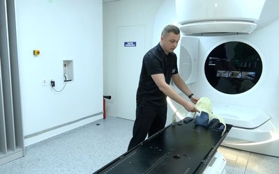 Індивідуальна програма під кожного хворого: як у черкаському онкоцентрі лікують на лінійному прискорювачі Індивідуальна програма під кожного хворого: як у черкаському онкоцентрі лікують на лінійному прискорювачі