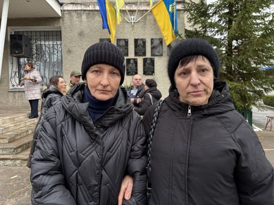 Людмила Радзівілюк, Тетяна Ляшук, кременець, меморіальна дошка Людмила Радзівілюк, Тетяна Ляшук, кременець, меморіальна дошка