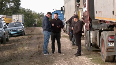 протест, західна агровиробнича компанія, гроші, паї, борги