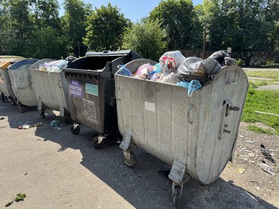 У Полтаві не вистачає вантажників та водіїв сміттєвозів У Полтаві не вистачає вантажників та водіїв сміттєвозів