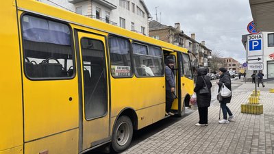 Автобус, маршрутка, Коломия Автобус, маршрутка, Коломия