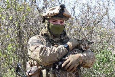 Воюють разом з нами: воїни 30 бригади з Житомирщини показали своїх фронтових тварин Воюють разом з нами: воїни 30 бригади з Житомирщини показали своїх фронтових тварин