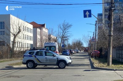 Атака російських ударних БпЛА на Київ: є падіння уламків на території школи Атака російських ударних БпЛА на Київ: є падіння уламків на території школи