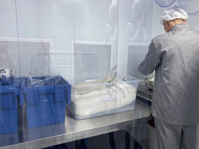 "Не поступаються західним аналогам": на Київщині виготовляють кровоспинні препарати для ЗСУ "Не поступаються західним аналогам": на Київщині виготовляють кровоспинні препарати для ЗСУ