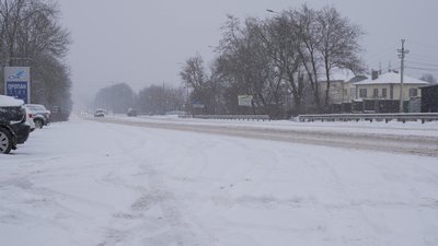 Ожеледь та снігопад: як курсують автобуси на Вінниччині Ожеледь та снігопад: як курсують автобуси на Вінниччині