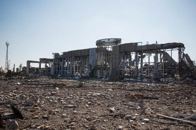 "Війна триває зараз, бо не була закінчена тоді". Книга про оборону луганського летовища у 2014 році вийде англійською
