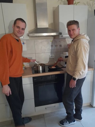 Мешканці будинку підтриманого проживання «Оселя Садгора» - Сергій та Федір Мешканці будинку підтриманого проживання «Оселя Садгора» - Сергій та Федір