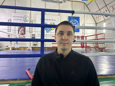 Без світла та під постійними обстрілами. Як тренуються діти-кікбоксери у прифронтовому Павлограді на Дніпропетровщині Без світла та під постійними обстрілами. Як тренуються діти-кікбоксери у прифронтовому Павлограді на Дніпропетровщині