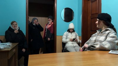 "Ми відірвані від усього": два тижні без електрики залишаються жителі п’яти прикордонних сіл на Чернігівщині "Ми відірвані від усього": два тижні без електрики залишаються жителі п’яти прикордонних сіл на Чернігівщині