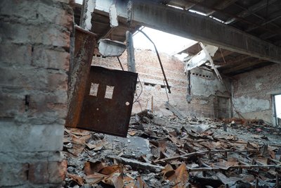 "Ірочку на смерть, Лєночка руку втратила" — жителька Петропавлівки на Дніпропетровщині про наслідки ударів військ РФ "Ірочку на смерть, Лєночка руку втратила" — жителька Петропавлівки на Дніпропетровщині про наслідки ударів військ РФ
