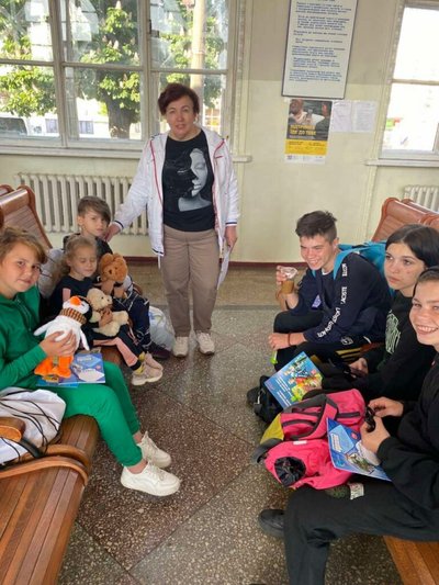На Житомирщину прибув десятий евакуаційний потяг із переселенцями з Донеччини На Житомирщину прибув десятий евакуаційний потяг із переселенцями з Донеччини