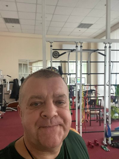 Військовослужбовець Тарас Ліпейко, який втратив руку на війні Військовослужбовець Тарас Ліпейко, який втратив руку на війні
