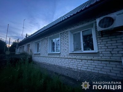 Пошкоджено три будинки та цивільна інфраструктура: наслідки російських ударів по Сумщині Пошкоджено три будинки та цивільна інфраструктура: наслідки російських ударів по Сумщині