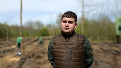 На Житомирщині студенти з лісівниками засадили дубами та соснами 40 сотих лісу