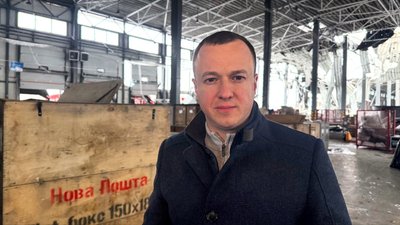 директор з роботи з клієнтами "Нової Пошти" Максим Мележик директор з роботи з клієнтами "Нової Пошти" Максим Мележик