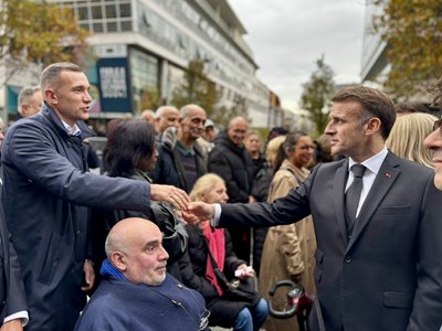 "Ми, українці, розуміємо ваш біль". Андрій Шевченко вшанував пам'ять жертв теракту у Парижі перед грою у відборі ЧС "Ми, українці, розуміємо ваш біль". Андрій Шевченко вшанував пам'ять жертв теракту у Парижі перед грою у відборі ЧС