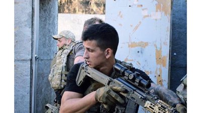 "Росіяни знищували Маріуполь під корінь": інтерв'ю з азовцем про полон, поранення та засудження "Росіяни знищували Маріуполь під корінь": інтерв'ю з азовцем про полон, поранення та засудження