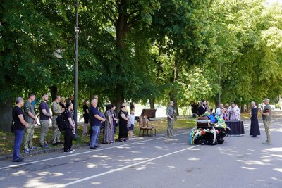 В Ужгороді попрощалися із загиблим захисником Едуардом Ного В Ужгороді попрощалися із загиблим захисником Едуардом Ного
