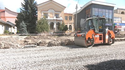 Ремонт дороги у Теребовлі, ремонт моста, ремонтують міст, дорога міжнародного значення, ремонтні роботи, Тернопільщина, 12 серпня 2026 року Ремонт дороги у Теребовлі, ремонт моста, ремонтують міст, дорога міжнародного значення, ремонтні роботи, Тернопільщина, 12 серпня 2026 року