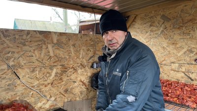 Продавець Василь Олександрівка Донецька область