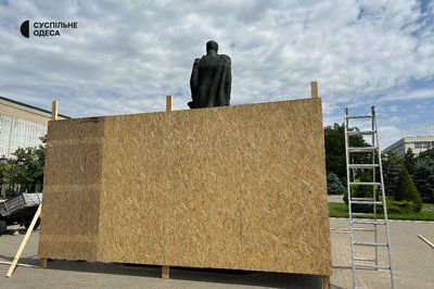 В Ізмаїлі знесуть пам'ятник російському генералу Тучкову В Ізмаїлі знесуть пам'ятник російському генералу Тучкову