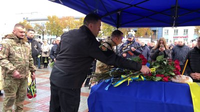 З військовим Андрієм Мацяхом попрощалися у Рівному З військовим Андрієм Мацяхом попрощалися у Рівному