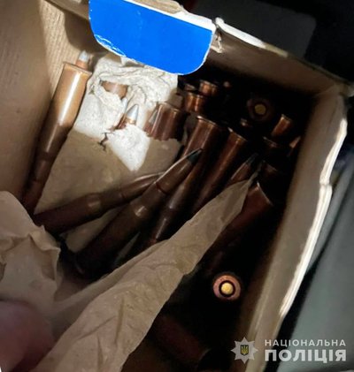 Поліція виявила понад тисячу набоїв у жителя Житомирського району Поліція виявила понад тисячу набоїв у жителя Житомирського району