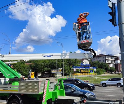 Вимкнення світла у Києві: як позначається на роботі вуличних ліхтарів і світлофорів Вимкнення світла у Києві: як позначається на роботі вуличних ліхтарів і світлофорів