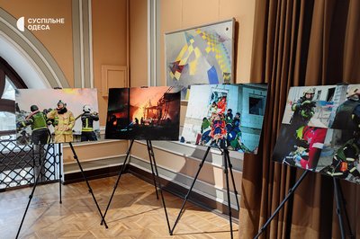 Невидимий фронт: в Одесі відкрилася виставка світлин ДСНС Невидимий фронт: в Одесі відкрилася виставка світлин ДСНС