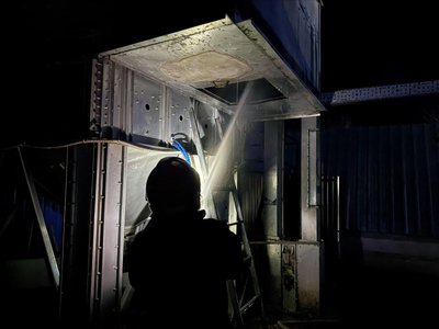 Рятувальники ліквідували загоряння сої в зерносушарці на Житомирщині
