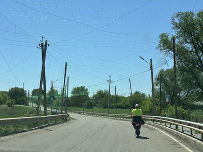 “Їдеш — і в небо тільки голова”. Як соцпрацівниця під російськими дронами доглядає самотніх літніх людей на Донеччині “Їдеш — і в небо тільки голова”. Як соцпрацівниця під російськими дронами доглядає самотніх літніх людей на Донеччині