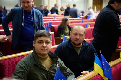Народний депутат без заощаджень: як працює Максим Березін із Полтавщини Народний депутат без заощаджень: як працює Максим Березін із Полтавщини