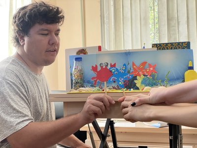 Херсон, інклюзивний театр, бібліотека, Азамат Хажин Херсон, інклюзивний театр, бібліотека, Азамат Хажин
