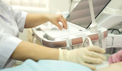 Можна врятувати дитину в утробі: у черкаському перинатальному центрі встановили високоточний УЗД-апарат Можна врятувати дитину в утробі: у черкаському перинатальному центрі встановили високоточний УЗД-апарат