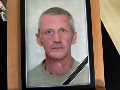 У Херсоні попрощались із загиблими бійцями Олександром Горожанкіним та Віктором Кузьменком У Херсоні попрощались із загиблими бійцями Олександром Горожанкіним та Віктором Кузьменком