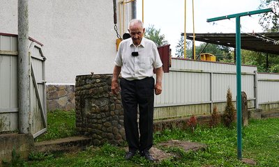 Іван Василечко, криниця, Топільське, Івано-Франківщина Іван Василечко, криниця, Топільське, Івано-Франківщина