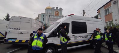 Розпочалися виконавчі дії в Успенському соборі на Волині: на місці працює поліція