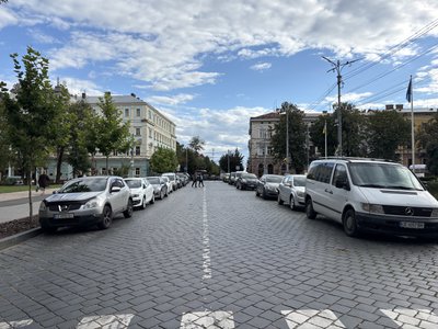 Де у Чернівцях планують облаштувати нові платні парковки Де у Чернівцях планують облаштувати нові платні парковки