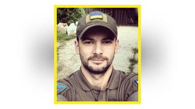 На Чернігівщині попрощалися з бійцями — Володимиром Глазовим, Миколою Томилком, Олегом Кекухом та Антоном Малишевим На Чернігівщині попрощалися з бійцями — Володимиром Глазовим, Миколою Томилком, Олегом Кекухом та Антоном Малишевим