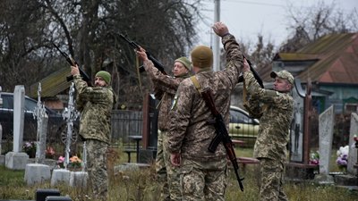На Чернігівщині поховали військовослужбовця Ігоря Лепіліна На Чернігівщині поховали військовослужбовця Ігоря Лепіліна