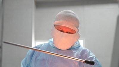 "Я завжди на роботі". Історія лікаря-травматолога з Дніпра Юрія "Я завжди на роботі". Історія лікаря-травматолога з Дніпра Юрія