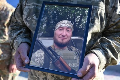 Похорон бійця, Олександр Скакун, прощання із воїном, ЗСУ Похорон бійця, Олександр Скакун, прощання із воїном, ЗСУ