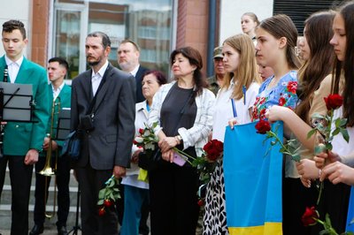 У Полтаві відкрили меморіальну дошку Герою України Владиславу Бувалкіну У Полтаві відкрили меморіальну дошку Герою України Владиславу Бувалкіну